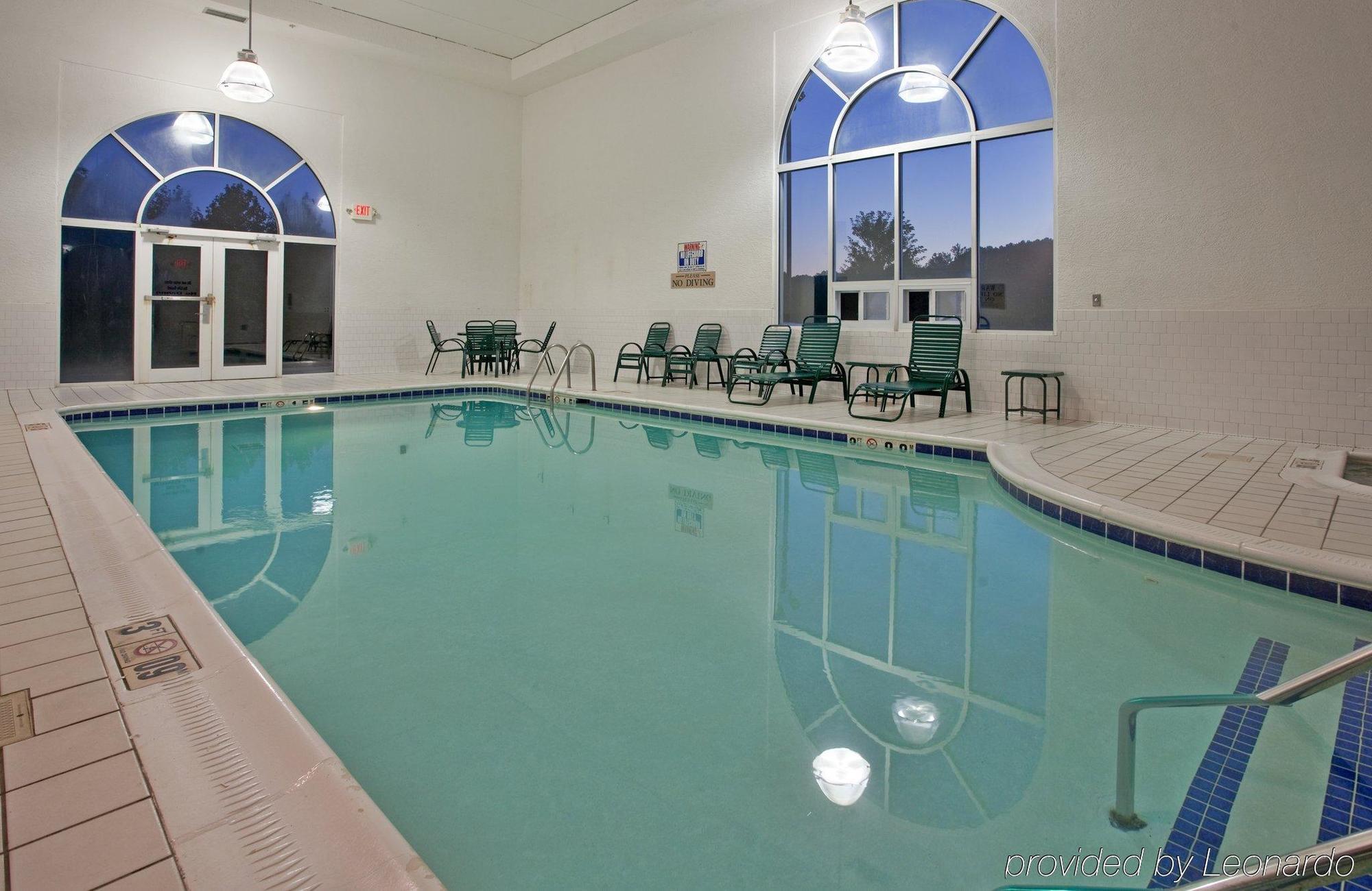 Country Inn & Suites By Radisson, Somerset, Ky Eksteriør billede